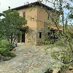 Villa Fikardou Almond Park