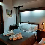 Villa Fikardou Almond Park Phicardou