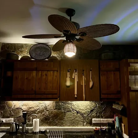 Villa Fikardou Almond Park Phicardou