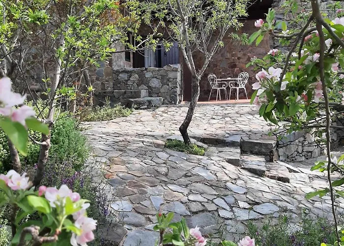 Villa Fikardou Almond Park *