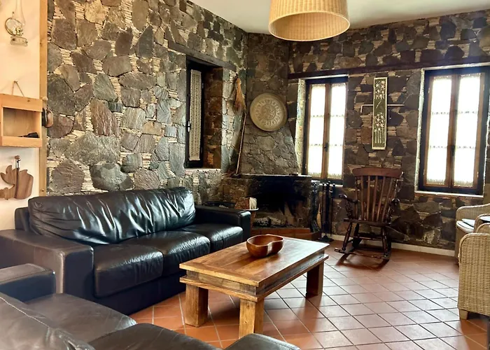 Villa Fikardou Almond Park *