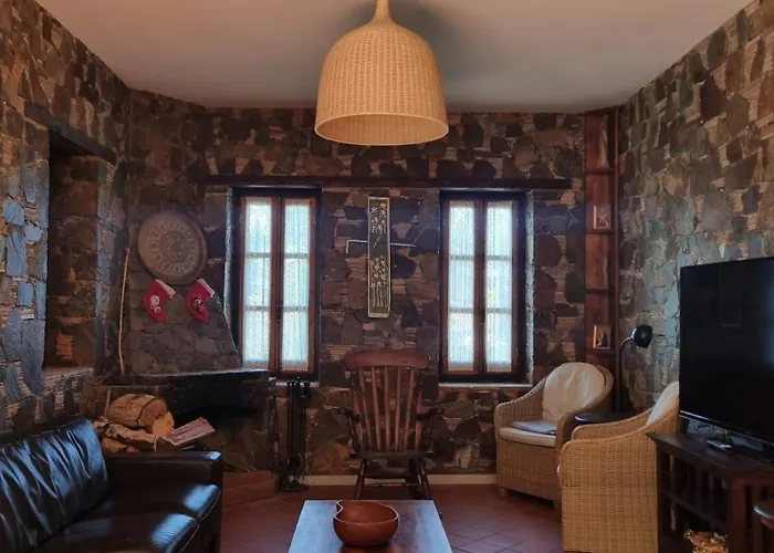 Villa Fikardou Almond Park Phicardou